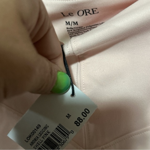 LE ORE Andria Legging - light pink, yoga set, workout set, athleisure set - Picture 7 of 9